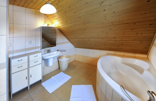 Stredne Malatiny Hotel | Relax at Sojka Resort with Spa, Pool & Family-Friendly Amenities