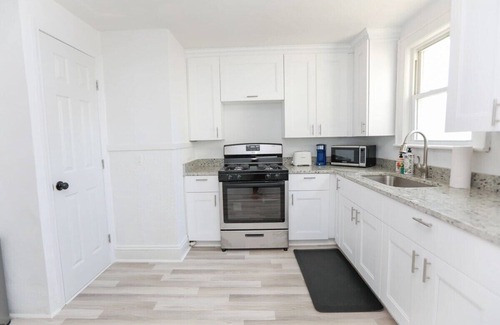 Willoughby Spit Apartment | Relax at Sojourn on the Bay with Private Beach Access