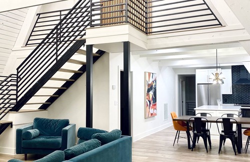 Knoxville House | Elegant A-Frame Escape with Family-Friendly Amenities