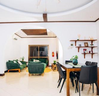 Msasani House | Soléne Serenity