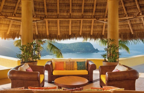 Costa Careyes Hotel | Sol de Oriente