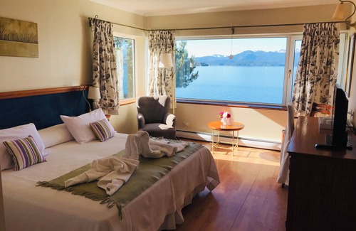 San Carlos de Bariloche Hotel | Experience Sol del Nahuel: 4-Star Bliss with Spa & Pool