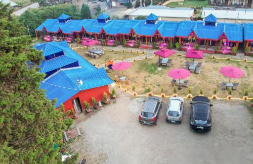 Shyamkhet Hotel | sol glow resort near kainchi dham