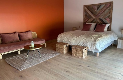Solesmes Apartment | Relax at Sol'm Lodges with Hot Tub and Family-Friendly Fun