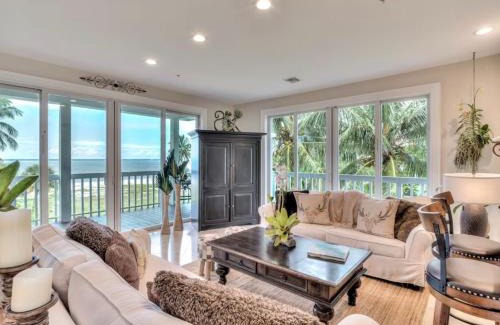 Jose's Hideaway Villa | Oceanfront Beachhouse with Pool & Pet-Friendly Amenities