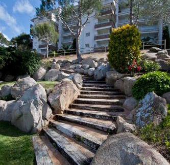 Tamariu Apartment | Relax at Sol Pins ll - Escude: Oceanfront Family Retreat