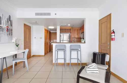 Puerta de Tierra Apartment | Sol Studio | Breathtaking Oceanfront Views in Condado