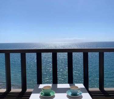 Patalavaca Apartment | Beachfront Sol y Sea Holiday Homes Don Paco with Ocean Views