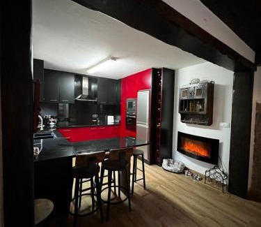 Padrenda Apartment | Discover Sola Costeiro: Pet-Friendly Stay with Breakfast