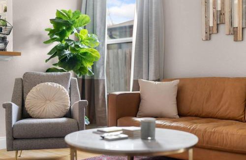Austin House | Relax in South Austin: Game Room & Full Kitchen Await