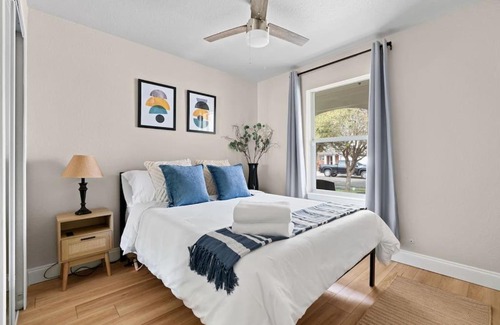Austin House | Relax in South Austin: Game Room & Full Kitchen Await