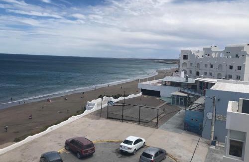 Las Grutas Apartment | Relaxing Oceanfront Getaway at Solana Del Mar Hotel
