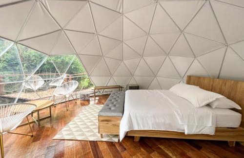 Alegrias Other | Premier Solana Glamping with Breakfast & Hot Tub Access