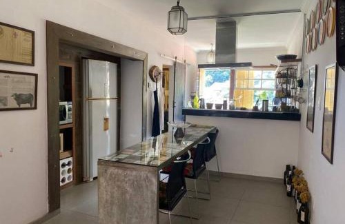 Ouro Preto House | Pet-Friendly Solar Antônio Dias: Ideal for Family Getaways