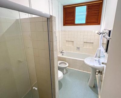 Vargem Grande House | Pet-Friendly Solar da Montanha: Oceanfront Haven, 10/10 Rated