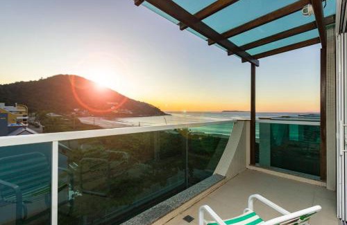 Quatro Ilhas Apartment | Charming Solar das Ilhas 303: Duplex with Private Pool & Sea View