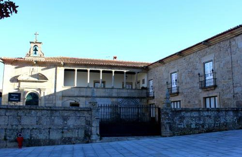 Se House | Discover Solar De Alarcao: Family-Friendly with Pool Access