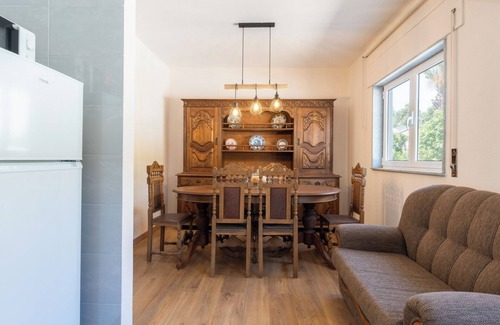 Beijos Apartment | Discover Solar dos Pisões A: Family-Friendly Retreat with Spa