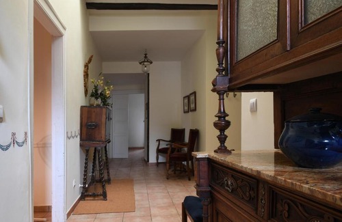 Labastida Apartment | Solar de Quintano: Pet-Friendly Retreat with Breakfast Included
