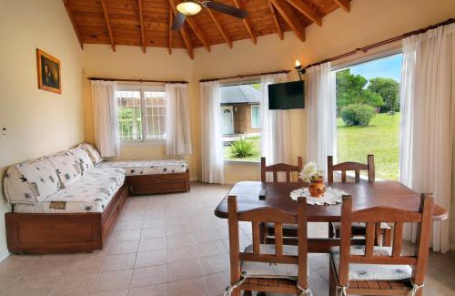 Villa General Belgrano Cabin | Experience Solar Encantado: Pet-Friendly Cabañas & Chalet