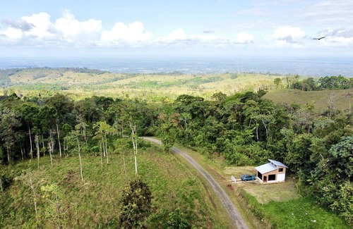 El Achiote Cabin | Solar Energy, 100% Private, Rustic Cabin, Rio Celeste