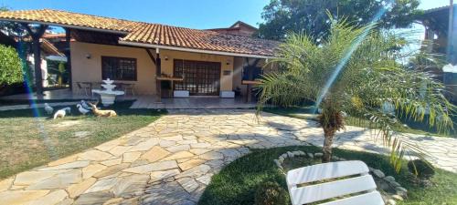 Ilheus House | Beautiful Solar Praia Dourada with Oceanfront Pool Access