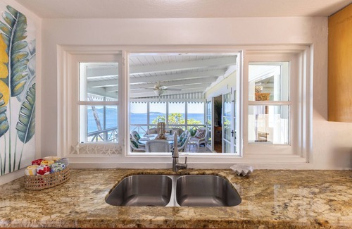 West End Villa | Relax at Oceanfront Villa with Pool and Spa - Guest Rated 10/10