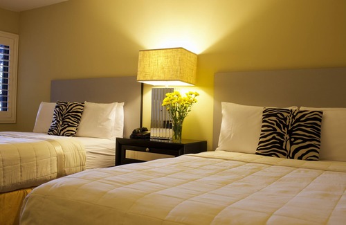 Downtown Hotel | Inviting Sole Inn and Suites with Oceanfront Views