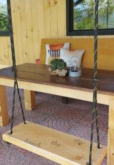 Republika Srpska Apartment | Inviting Sole Tiny House: Guest Rated 9.8, Family-Friendly Stay