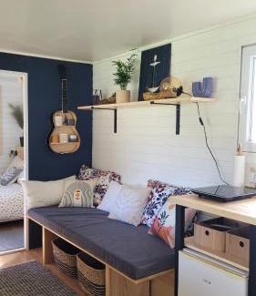 Republika Srpska Apartment | Inviting Sole Tiny House: Guest Rated 9.8, Family-Friendly Stay