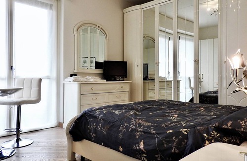 Parabiago Bed & Breakfast | Sole tra i pini - foresteria lombarda