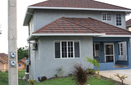 Priory House | Cozy Soleil Palm View Villa with Breakfast Included