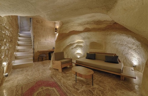 Urgup Hotel | Guest Rated 10/10: Solem Cave Suites with Family-Friendly Perks
