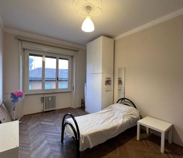 Centro Storico Sud House | Discover Room Via Solferino 17 in Brescia Today