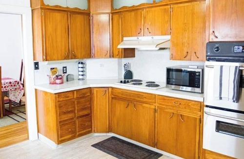 Pueblo House | Historic Mesa Junction: Spa Retreat with Family Amenities