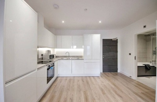 Barnt Green Apartment | Solihull 1 Bed apartment with Gym & Parking, NEC