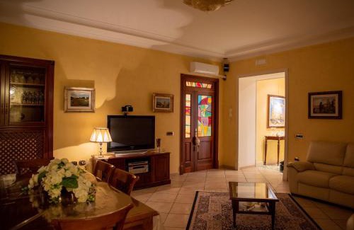Nocera Inferiore House | Explore Comfort at Solimena House: Guest Rated 9.5/10