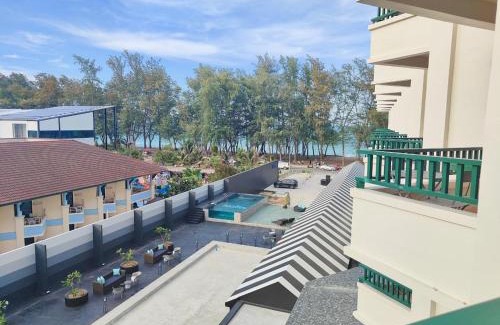 Songkhla Hotel | Relax at Solis Beach Hotel Rajamangala - 4-Star Oceanfront Retreat