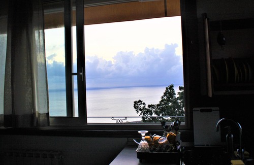 Gioiosa Marea House | Cozy Casetta with Ocean View & Kitchen Amenities