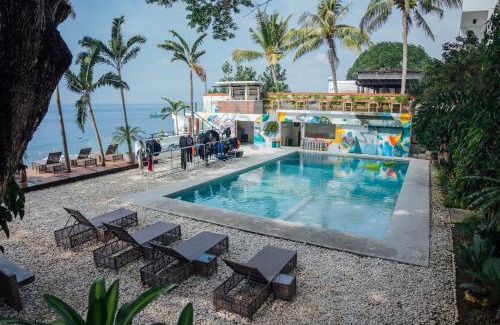 Mabini Hotel | Relax at Solitude Acacia Resort with Oceanfront Views