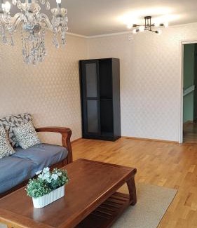 Sollentuna Villa | Welcoming Sollenatuna House for Family-Friendly Getaways