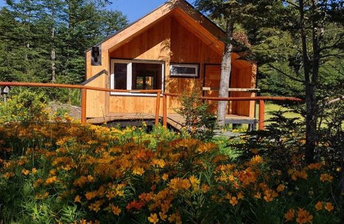 Melipeuco Ski Chalet | Exceptional Sollipulli Cabaña Chucao with Hot Tub Access