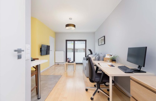 Stare Podgorze Apartment | Cozy Solna 1: Pet-Friendly with WiFi and Parking in Cracow