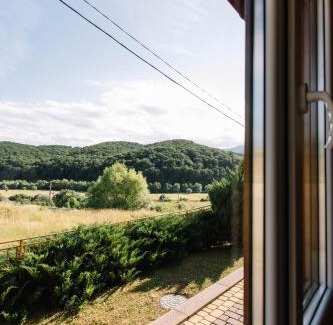 Polyana House | Family-Friendly Solnce Karpat: 4-Star Retreat Rated 9/10