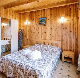 Polyana House | Family-Friendly Solnce Karpat: 4-Star Retreat Rated 9/10