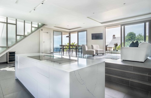 Kommetjie House | Discover Solstice: Steps from Long Beach & Family-Friendly
