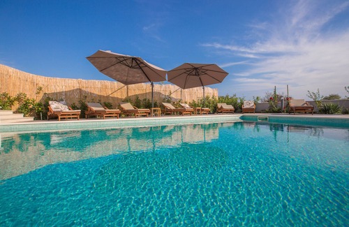 Solta Villa | Villa Giove: Modern 4BR Oasis with Private Pool & Spa