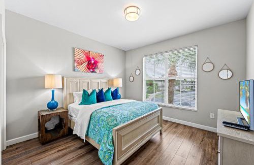 Naples House | Relaxing Solterra Golf Condo at Lely Resort with Premium Amenities