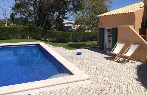 Carvalhal House | Beachside Retreat: Soltroia House with Private Pool & Spa