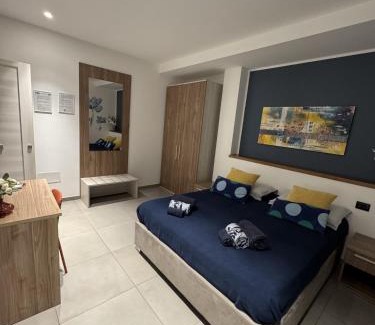 Casteldaccia Bed & Breakfast | Cozy SOLUS B&B with Ocean View & Breakfast Included